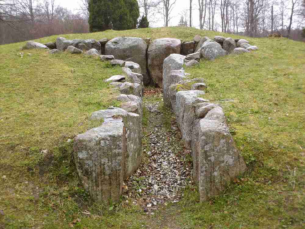 Jaettestue in Grib Skov (Grib forest) that our 
Danish forefathers made 5.000 years ago